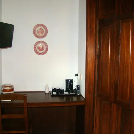 One Bedroom With Shared Pool Jacuzzi And Furnished Terrace At Armamar * Porto