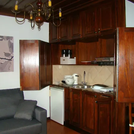 Apartment One Bedroom With Shared Pool Jacuzzi And Furnished Terrace At Armamar